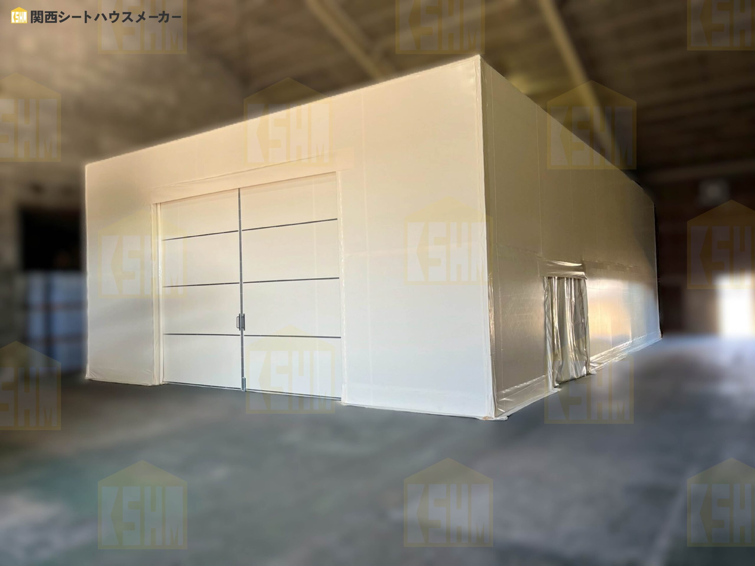 テント倉庫の施工事例の写真