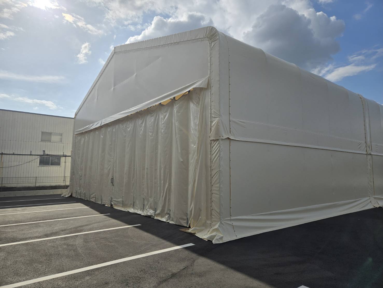 テント倉庫の施工事例の写真