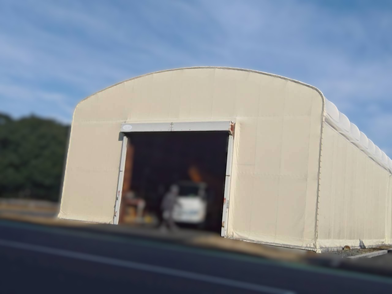 テント倉庫の施工事例の写真