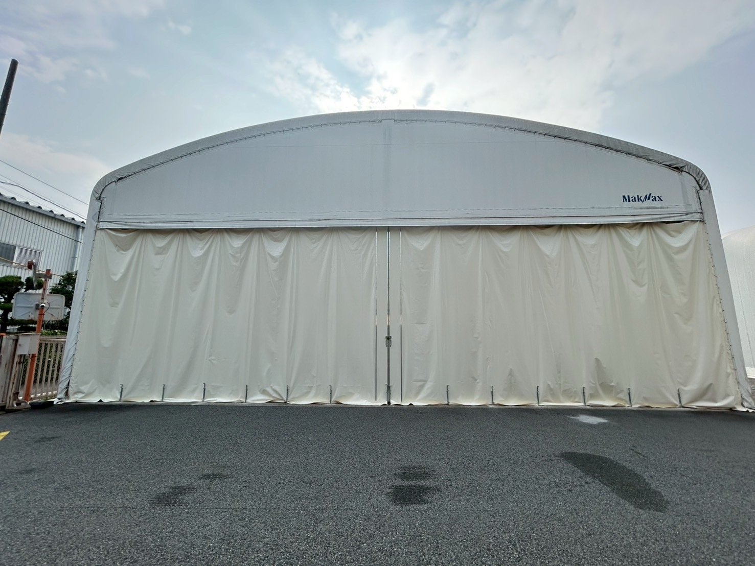 テント倉庫の施工事例の写真